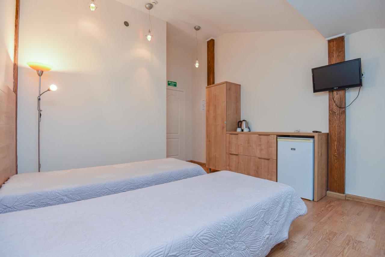 Tako Baras Hotel Klaipeda Bagian luar foto