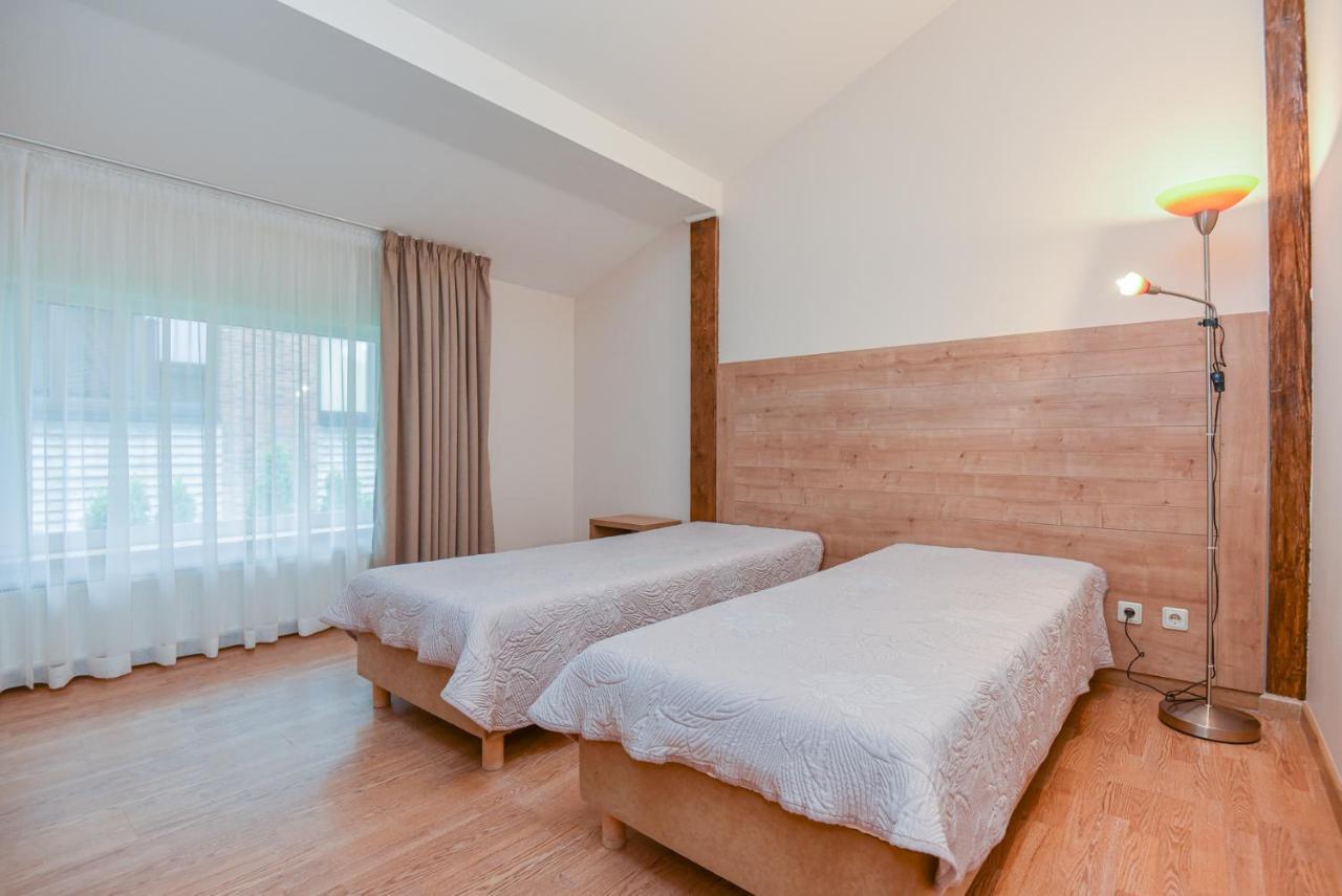 Tako Baras Hotel Klaipeda Bagian luar foto